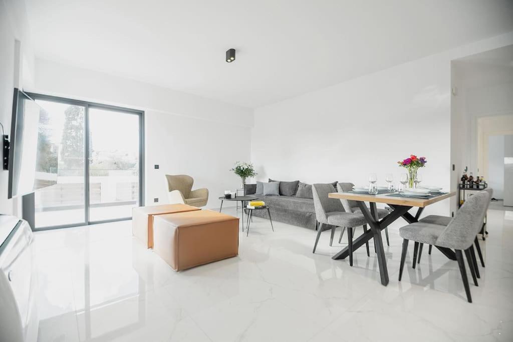 Maison Du Jardin 2-Bedroom Apartment Private Outdoor Jacuzzi Rhodes City Exterior photo